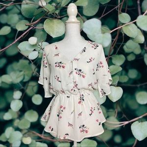 Sienna Sky Pink and White V-Neck Floral Blouse